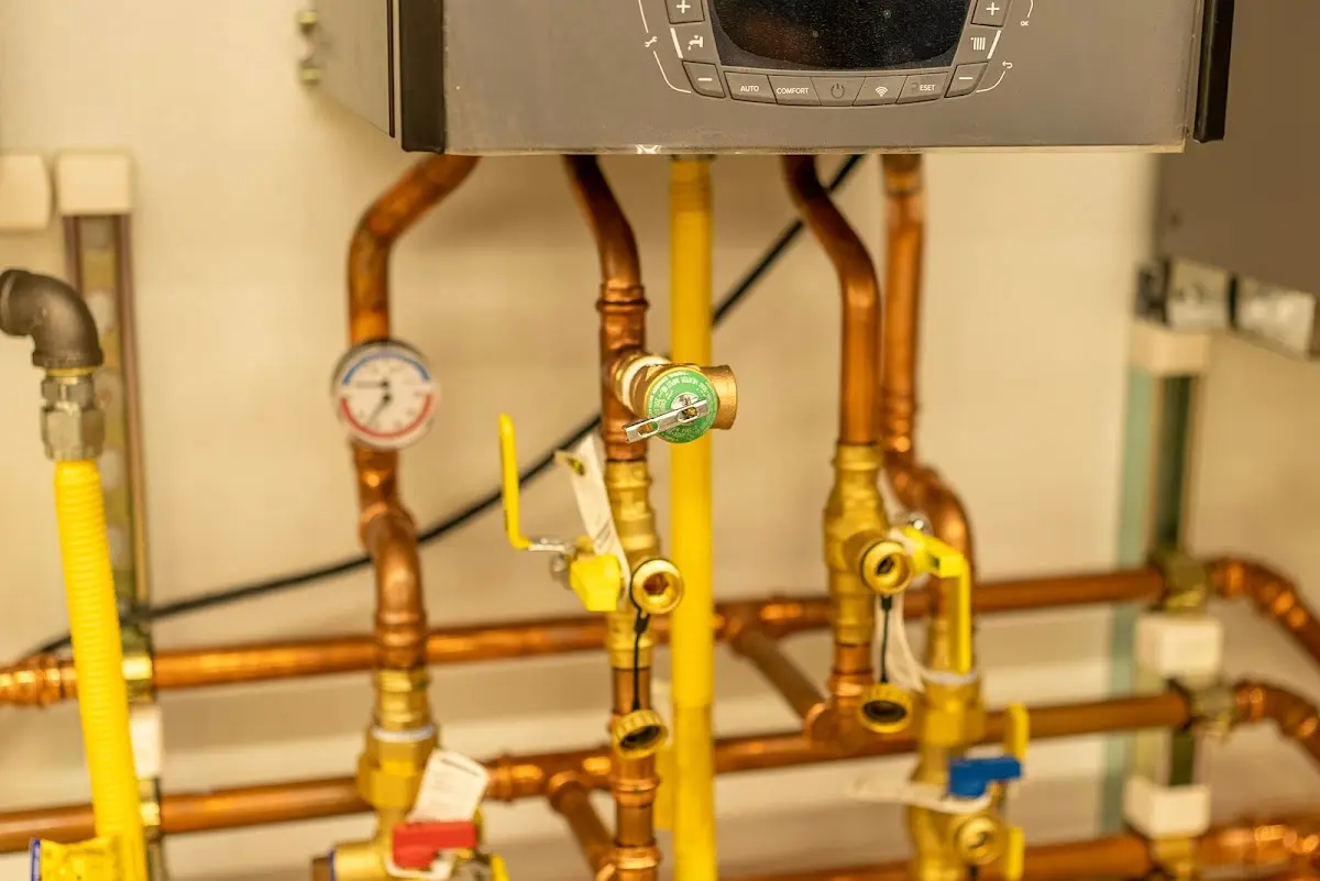 Licensed technician providing Slab Leak Repair for a homeowner in New Braunfels